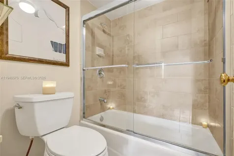 5 Island Avenue Miami Beach FL 33139
