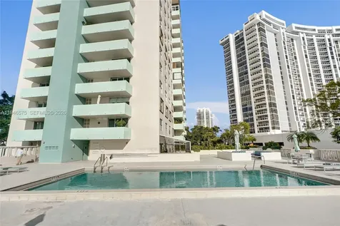 5 Island Avenue Miami Beach FL 33139
