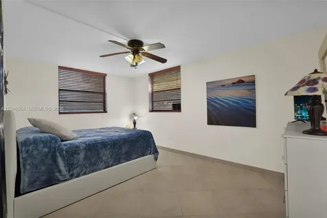 10825 SW 112th Avenue Miami FL 33176