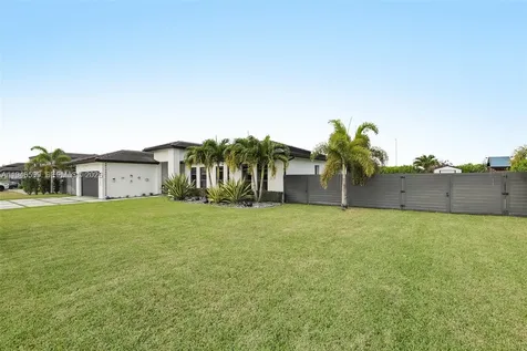 13203 SW 228th Street Miami FL 33170