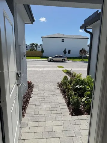 17953 SW 359 Miami FL 33034