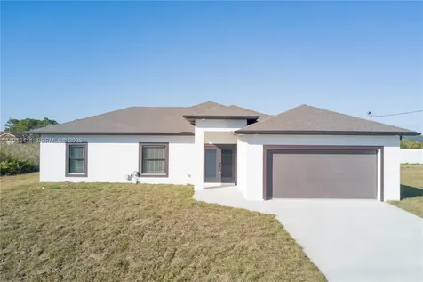 6015 Rena Avenue N Lehigh Acres FL 33971