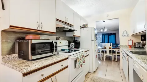 1351 SW 125th Avenue Pembroke Pines FL 33027