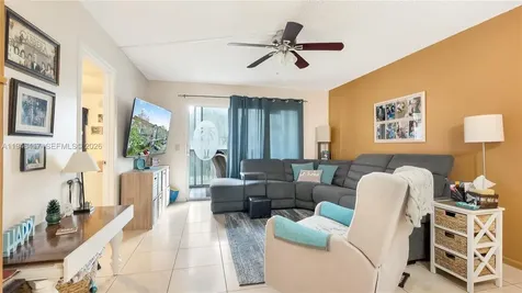 1351 SW 125th Avenue Pembroke Pines FL 33027
