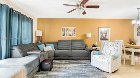 1351 SW 125th Avenue Pembroke Pines FL 33027