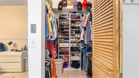 1351 SW 125th Avenue Pembroke Pines FL 33027