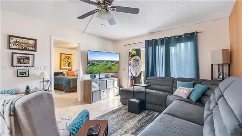 1351 SW 125th Avenue Pembroke Pines FL 33027