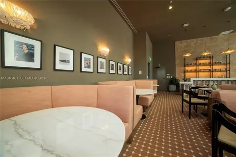 11 NE 6th Miami FL 33132