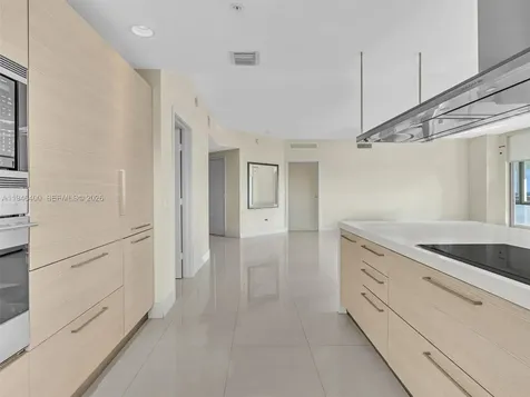 17301 Biscayne Boulevard North Miami Beach FL 33160