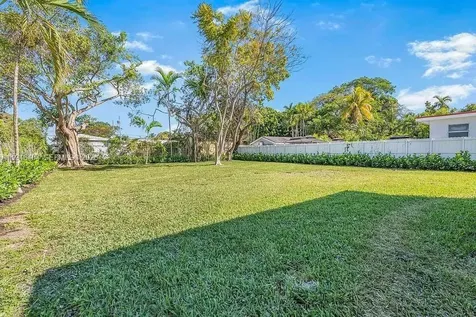 6365 SW 30th Street Miami FL 33155