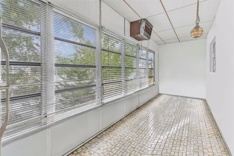3990 NW 42nd Avenue Lauderdale Lakes FL 33319
