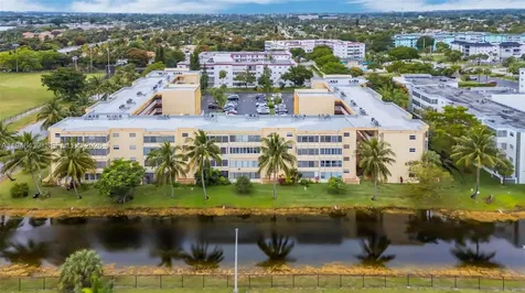 3990 NW 42nd Avenue Lauderdale Lakes FL 33319