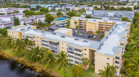 3990 NW 42nd Avenue Lauderdale Lakes FL 33319