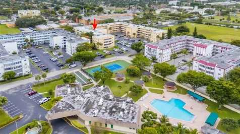 3990 NW 42nd Avenue Lauderdale Lakes FL 33319