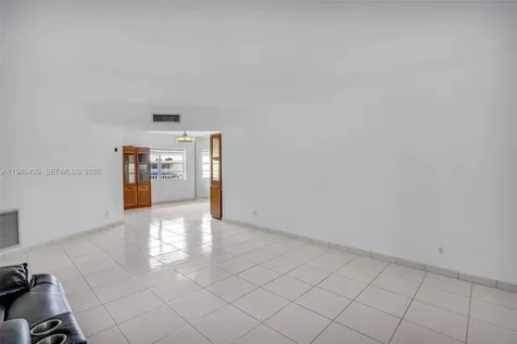 3990 NW 42nd Avenue Lauderdale Lakes FL 33319