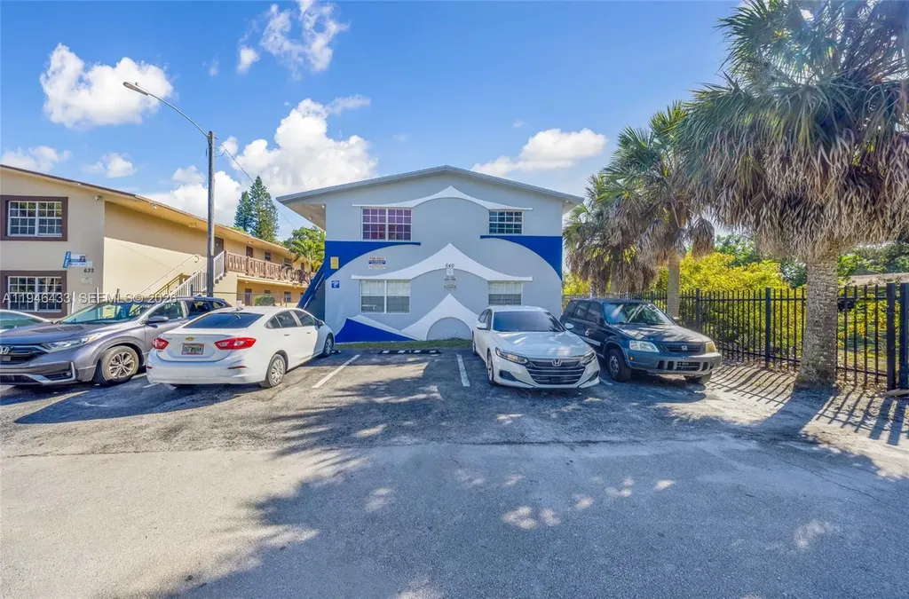 640 SW 16th Avenue Fort Lauderdale FL 33312