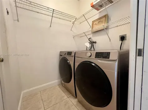 9047 SW 161st Terrace Palmetto Bay FL 33157