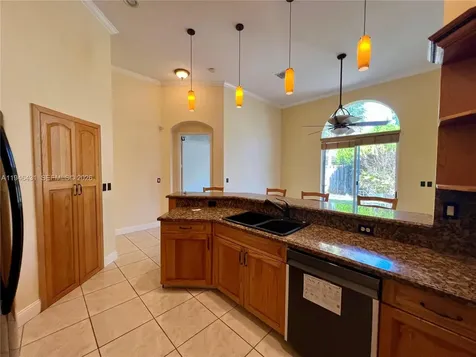 9047 SW 161st Terrace Palmetto Bay FL 33157