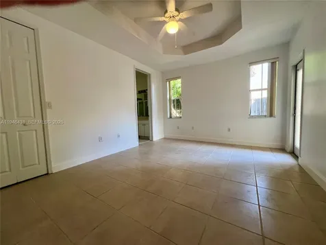 9047 SW 161st Terrace Palmetto Bay FL 33157