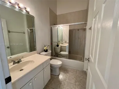 9047 SW 161st Terrace Palmetto Bay FL 33157