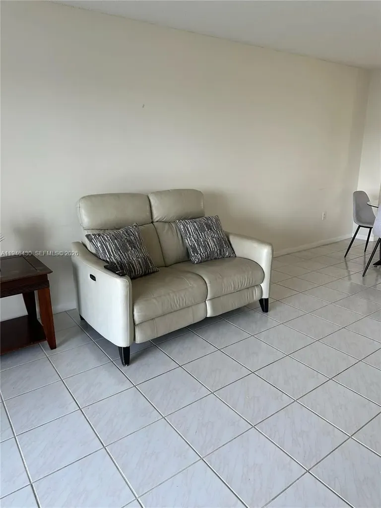 2240 N Cypress Bend Drive Pompano Beach FL 33069