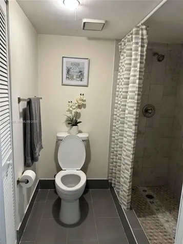2240 N Cypress Bend Drive Pompano Beach FL 33069