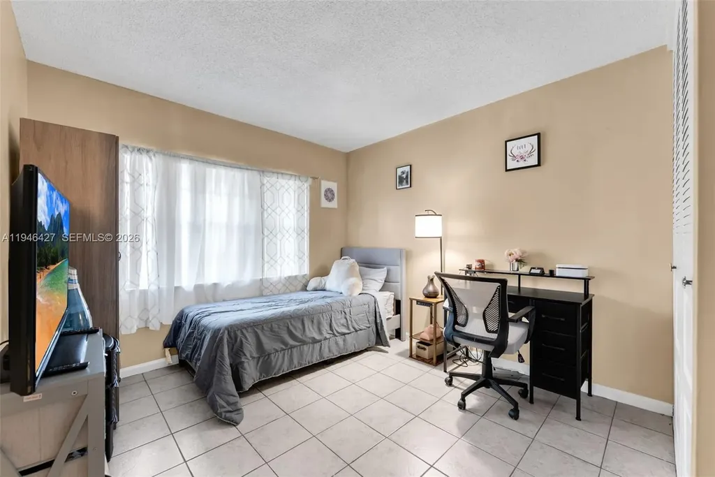 9050 NW 28th Street Coral Springs FL 33065