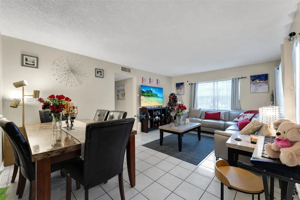 9050 NW 28th Street Coral Springs FL 33065