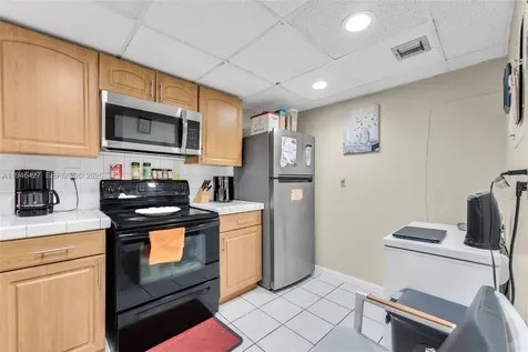 9050 NW 28th Street Coral Springs FL 33065
