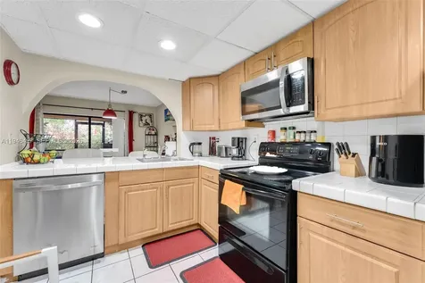 9050 NW 28th Street Coral Springs FL 33065
