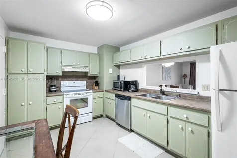 1149 Hillsboro Mile Hillsboro Beach FL 33062