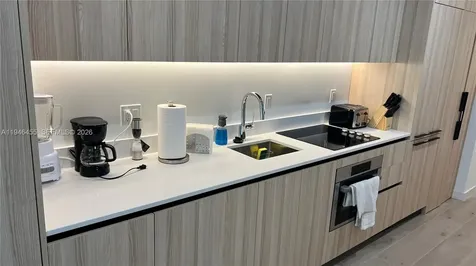 225 N Miami Avenue Miami FL 33128