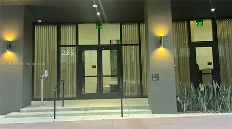 225 N Miami Avenue Miami FL 33128