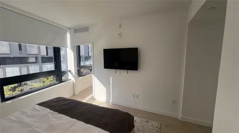 225 N Miami Avenue Miami FL 33128