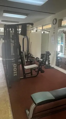 17890 W Dixie Miami FL 33160