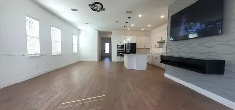 736 Yukon Lane Debary Other City - In The State Of Florida FL 32713