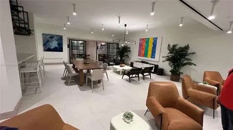 225 N Miami Avenue Miami FL 33128