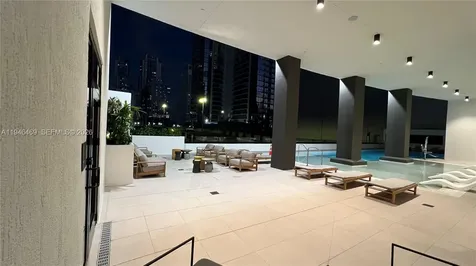 225 N Miami Avenue Miami FL 33128