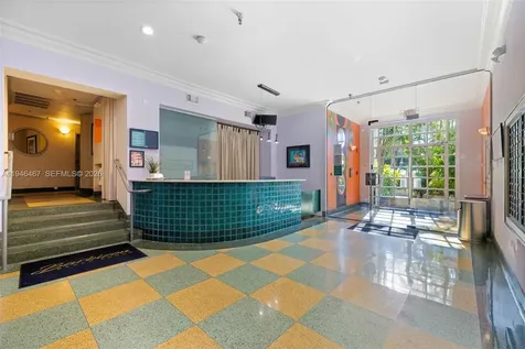530 Ocean Drive Miami Beach FL 33139