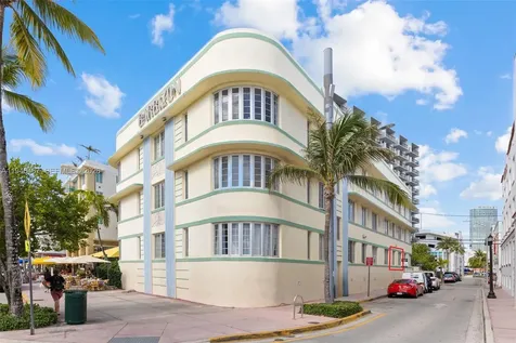 530 Ocean Drive Miami Beach FL 33139