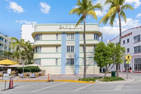 530 Ocean Drive Miami Beach FL 33139
