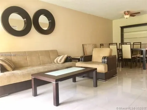 4652 NW 97th Place Doral FL 33178