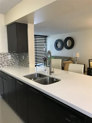 4652 NW 97th Place Doral FL 33178