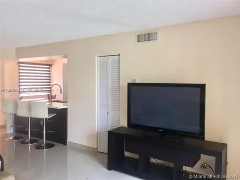 4652 NW 97th Place Doral FL 33178