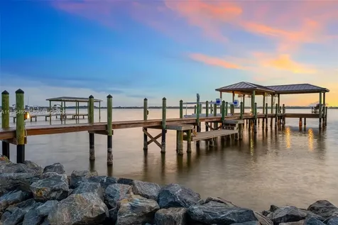 6275 N Highway 1 Melbourne FL 32940