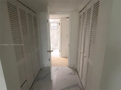 2000 Biarritz Drive Miami Beach FL 33141