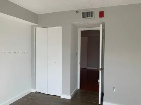 911 E Ponce De Leon Boulevard Coral Gables FL 33134