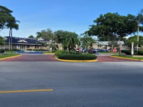 1791 NW 96th Terrace Pembroke Pines FL 33024