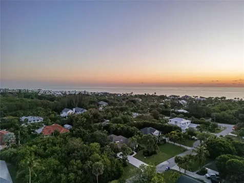 2170 Seminole Shores Lane Vero Beach FL 32963