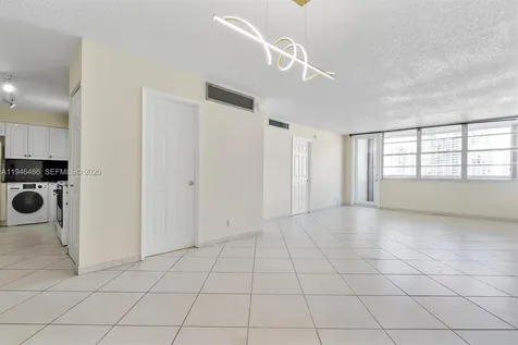 6770 Indian Creek Drive Miami Beach FL 33141